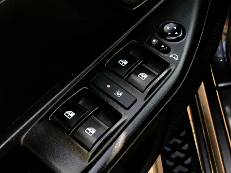 Strada 1.3 Firefly Flex Volcano Cd Cvt