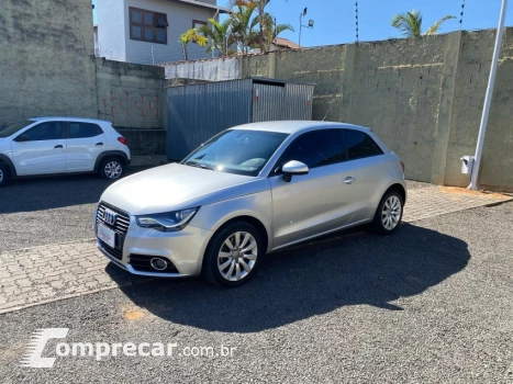 Audi A1 1.4 TFSI Attraction 16V 4 portas