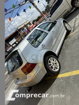 GOLF 1.6 MI Black & Silver 8V