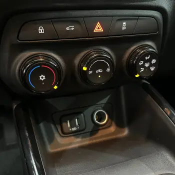 ONIX HATCH 1.0 12V Flex 5p Mec.