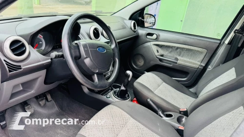 FIESTA 1.6 MPI Class Hatch 8V