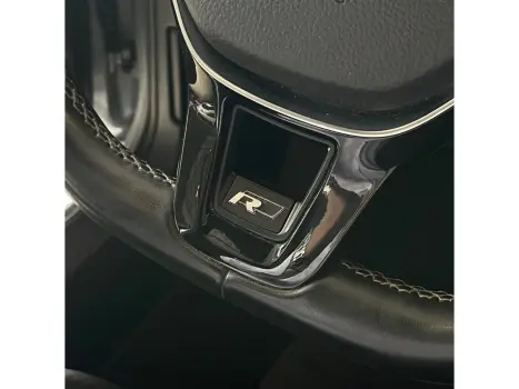 JETTA 1.4 250 TSI TOTAL FLEX R-LINE TIPTRONIC