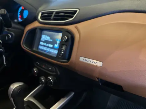 Onix Hatch 1.4 4P FLEX ACTIVE AUTOMÁTICO