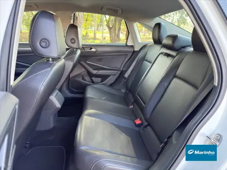 JETTA 1.4 250 TSI TOTAL FLEX COMFORTLINE TIPTRONIC