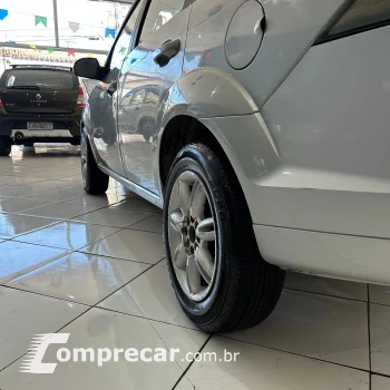 FIESTA 1.6 SE Sedan 16V