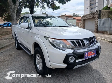 Mitsubishi L200 TRITON 2.4 16V Turbo GLS CD 4X4 4 portas