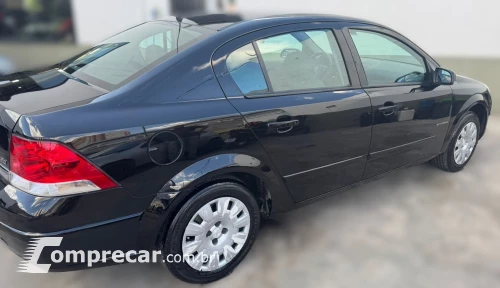 VECTRA 2.0 MPFI Expression 8V 140cv