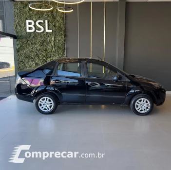 FIESTA 1.6 Rocam Sedan 8V