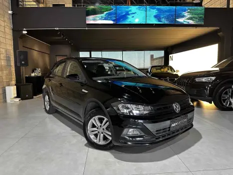 Volkswagen POLO 1.6 MSI TOTAL FLEX MANUAL 4 portas