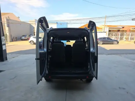 Doblo ESSENCE 1.8 Flex 16V 5p