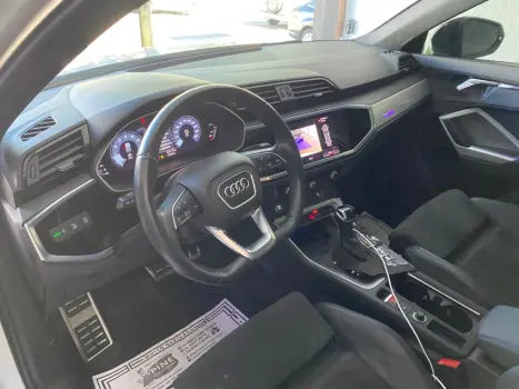 Q3 1.4 TFSI Black Edition S Tronic
