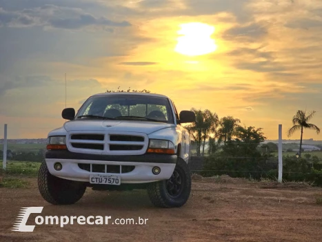 DAKOTA 3.9 Sport 4X2 CE V6 12V