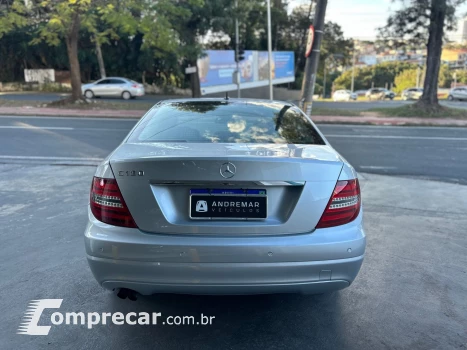 C 180 1.8 Cgi Classic 16V Turbo Gasolina 4P Automático