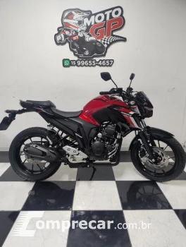 Yamaha FZ25 Fazer 250