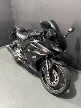 YZF-R15 ABS