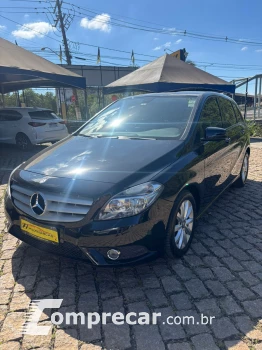 Mercedes-Benz B 200 1.6 Turbo 4 portas