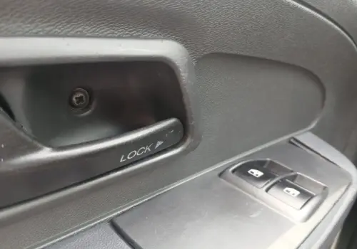 STRADA - 1.4 MPI HARD WORKING CS 8V 2P MANUAL