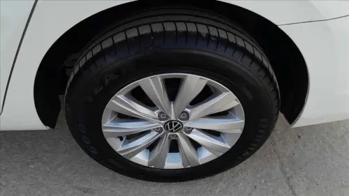 VIRTUS 1.0 170 TSI MANUAL