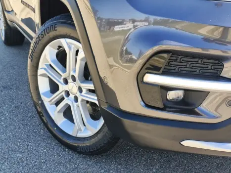 COMMANDER 1.3 T270 TURBO FLEX LONGITUDE AT6