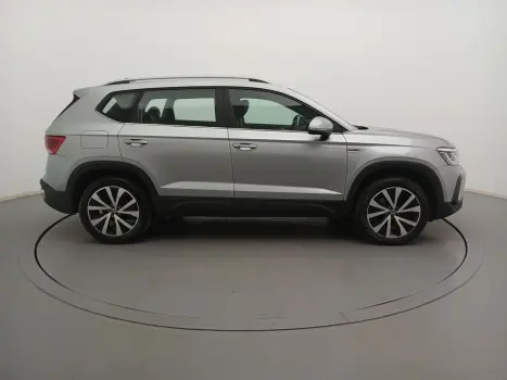 TAOS 1.4 250 TSI TOTAL FLEX HIGHLINE AUTOMÁTICO