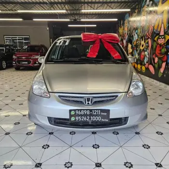 Honda FIT LXL 4 portas