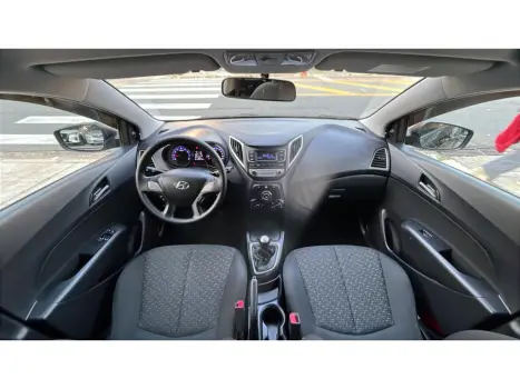 HB20S 1.0 COMFORT PLUS 12V FLEX 4P MANUAL