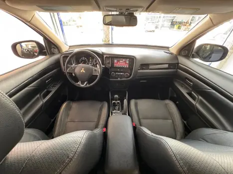 OUTLANDER 2.0 Comfort 16V