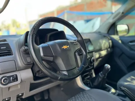 S10 2.4 MPFI LT 4X2 CD 8V FLEX 4P MANUAL