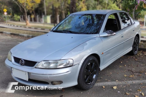 VECTRA 2.2 MPFI GL Milenium 8V