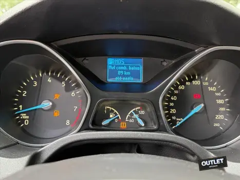 FOCUS 2.0 TITANIUM SEDAN 16V FLEX 4P POWERSHIFT