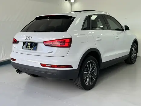 Q3 2.0 TFSI Ambiente Quattro S Tronic