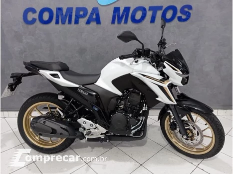 Yamaha FZ25 FAZER ABS - Street