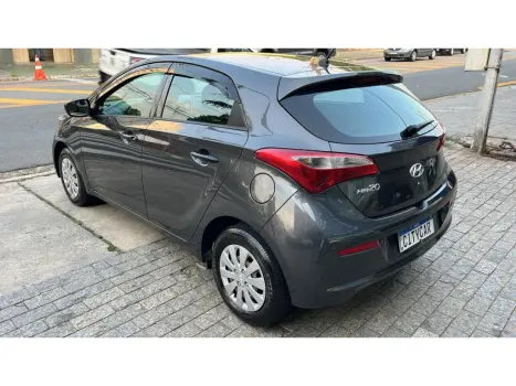 HB20S 1.0 COMFORT PLUS 12V FLEX 4P MANUAL