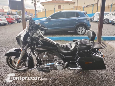 Street Glide FLHX 1700