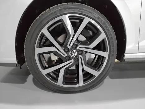 VIRTUS 1.4 250 TSI EXCLUSIVE AUTOMÁTICO