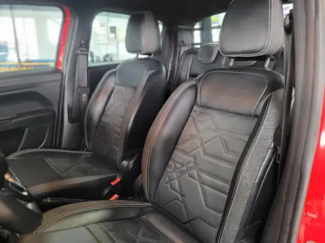 Strada Volcano 1.3 Flex 8V CD