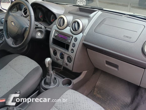 FIESTA 1.6 MPI Hatch 8V