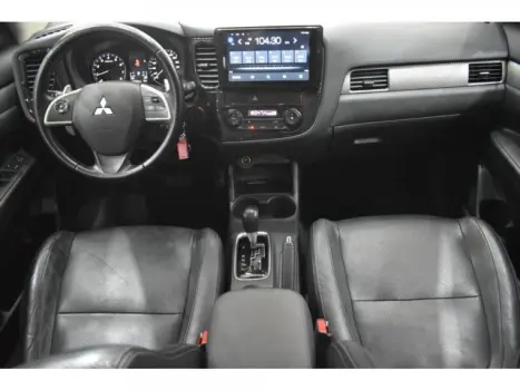 OUTLANDER - 2.0 16V 4P AUTOMÁTICO