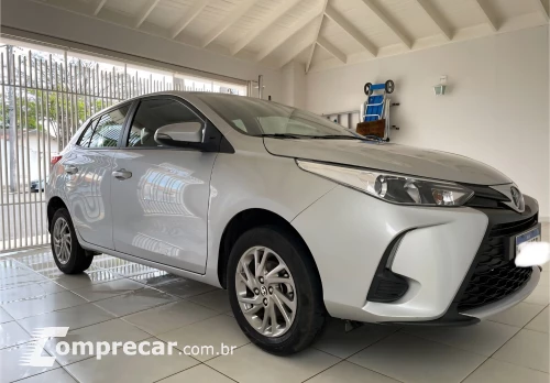 YARIS 1.5 16V Sedan XL