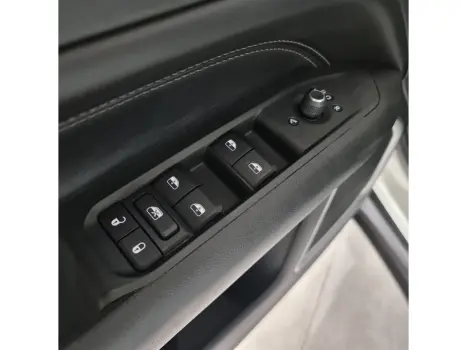 COMPASS 1.3 T270 TURBO FLEX LONGITUDE AT6