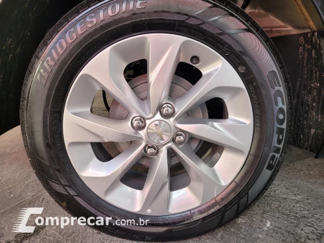 ONIX 1.0 Turbo Plus LT