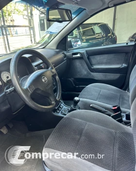 ASTRA 2.0 MPFI Elegance 8V