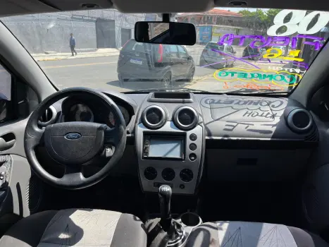 FIESTA 1.6 MPI Class Hatch 8V