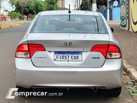 CIVIC 1.8 LXS 16V FLEX 4P AUTOMÁTICO