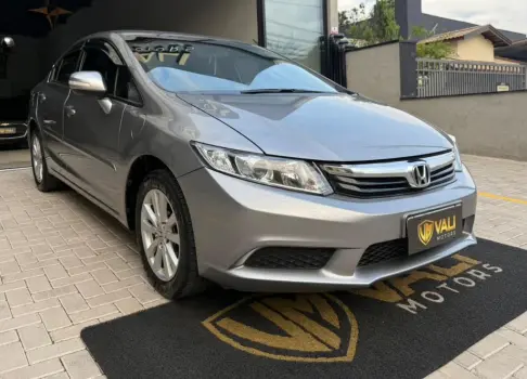 Civic Sed. LXL/ LXL SE 1.8 Flex 16V Aut.