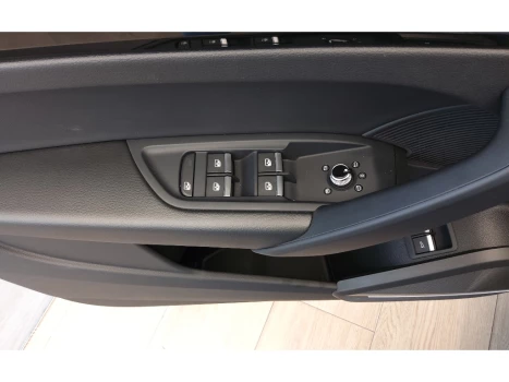 Q5 2.0 55 TFSIE PHEV SPORTBACK PERFORMANCE BLACK QUATTRO S T