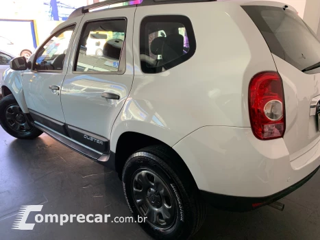 DUSTER 1.6 Expression 4X2 16V