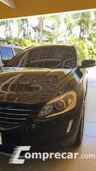 Volvo XC60 2.0 T5 Kinetic 4 portas