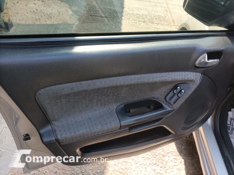 FIESTA 1.6 MPI Class Sedan 8V