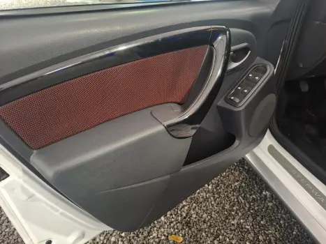 SANDERO - 1.6 STEPWAY 8V 4P MANUAL